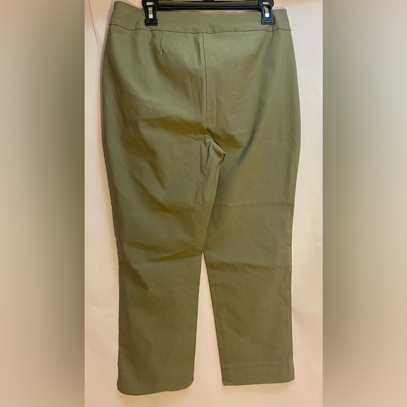 Chico’s Woman’s Tan Crop Pants Size 10 - Inseam 24” - Picture 2 of 5